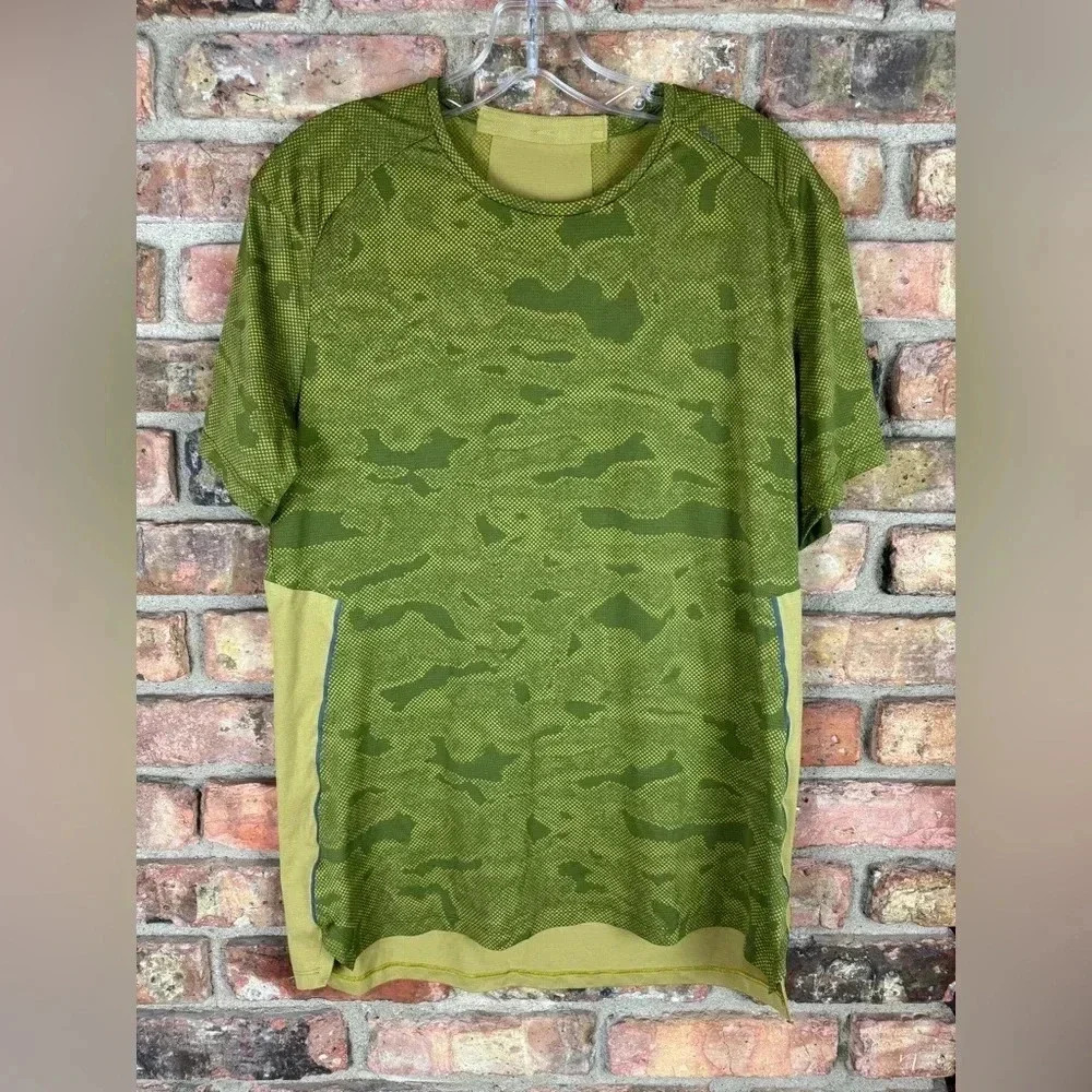 Lululemon Mens Fast and Free Short Sleeve